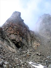 Felsiger Aufstieg zum Schneidjoch.